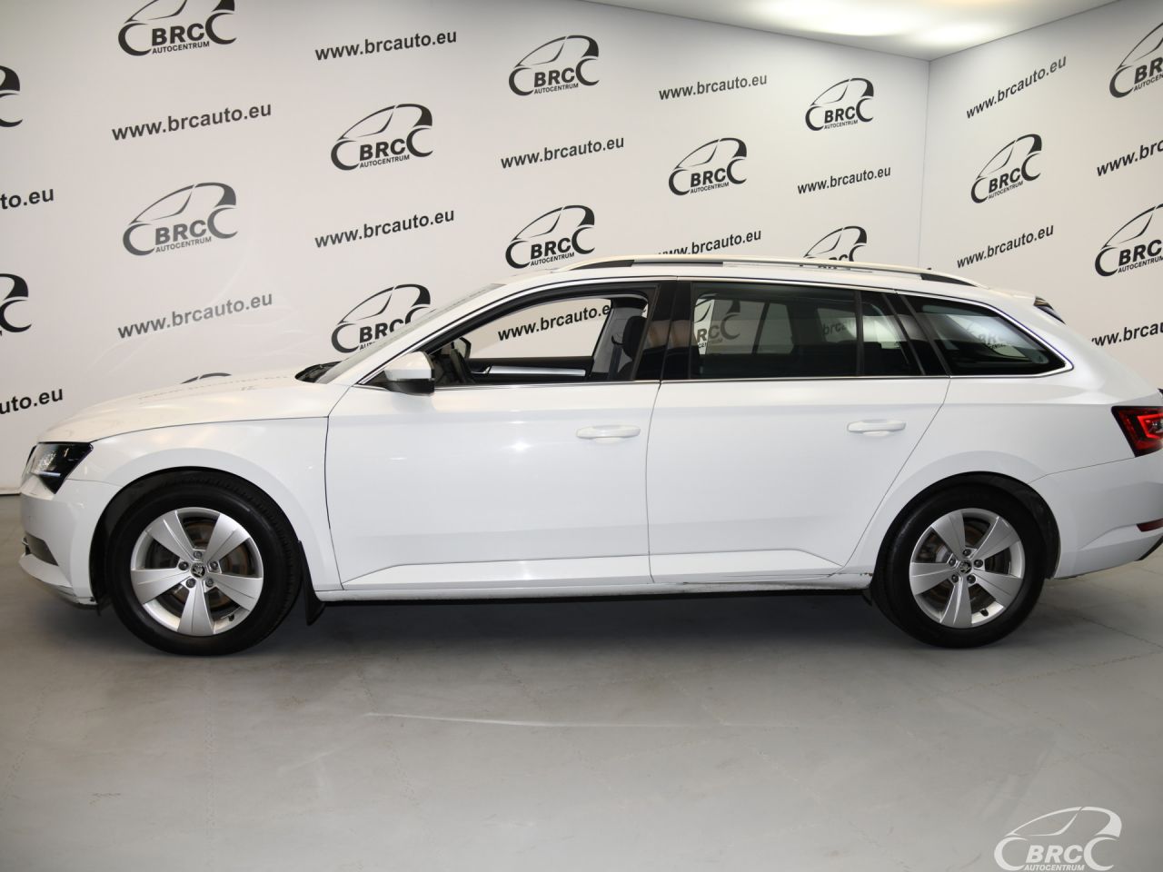 Skoda Superb | 50