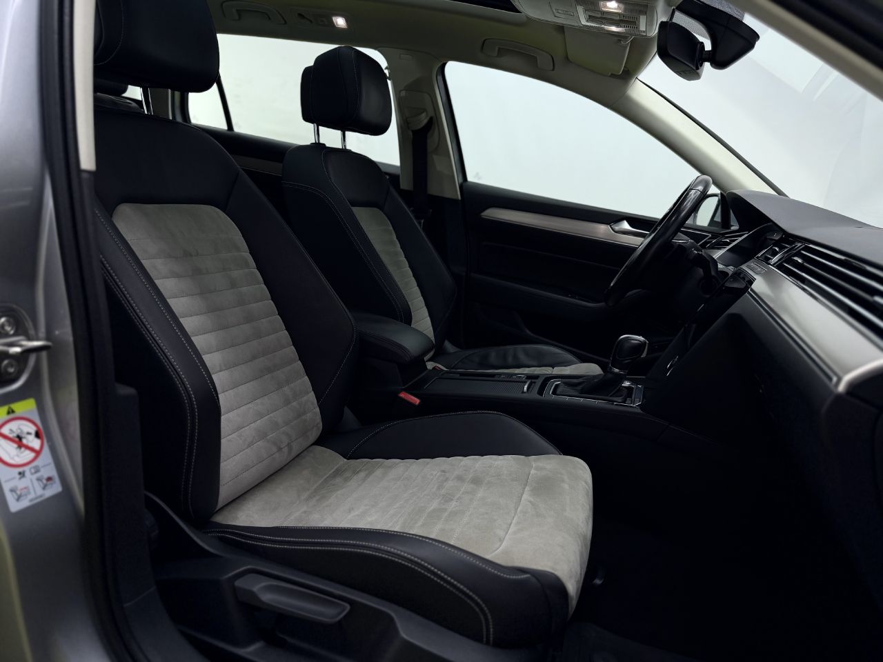 Volkswagen Passat | 14