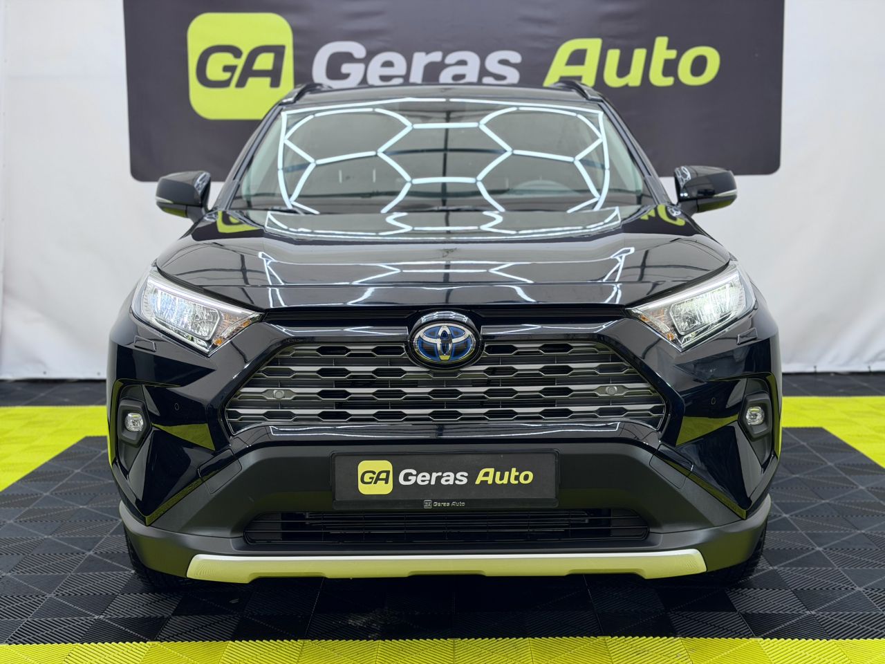 Toyota RAV4 | 1