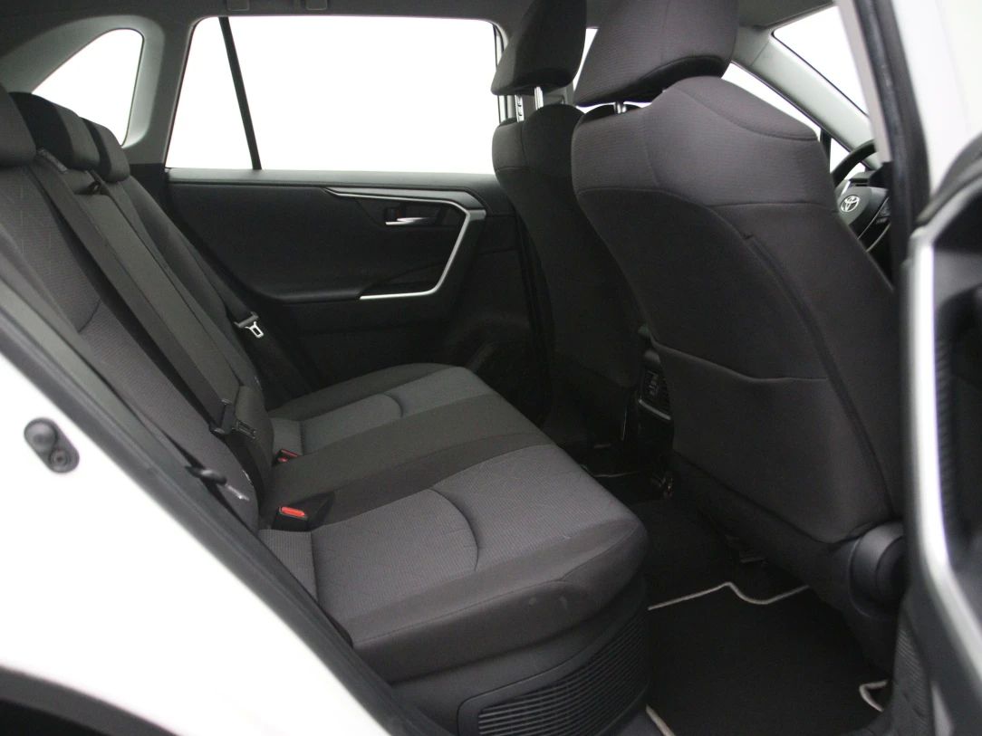 Toyota RAV4 | 14