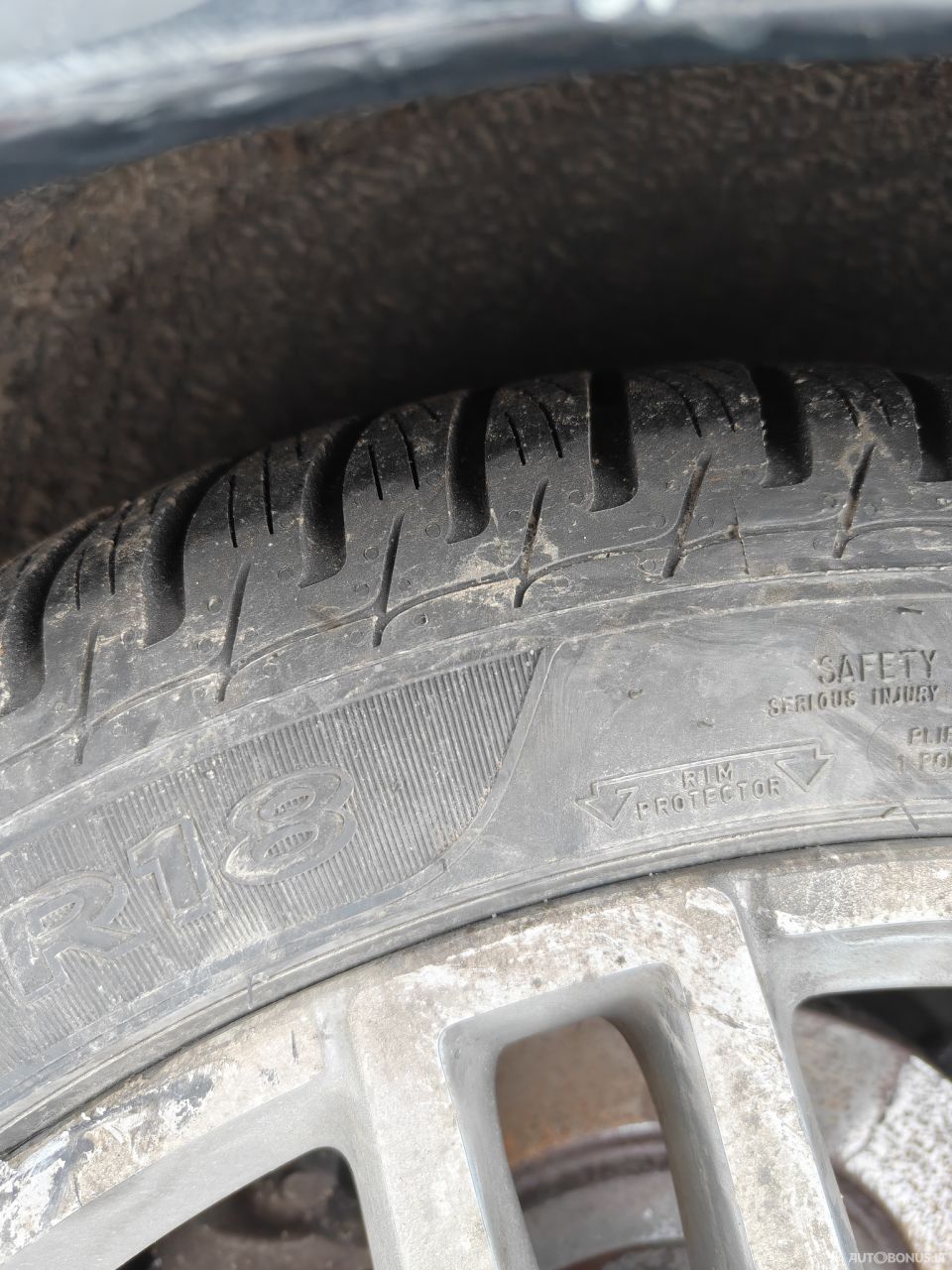 Mercedes-Benz E350 | 19