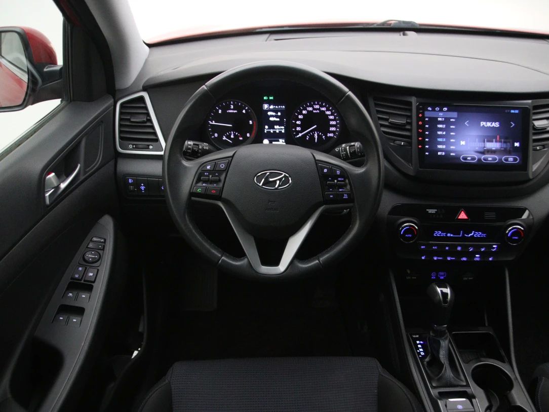 Hyundai Tucson | 16