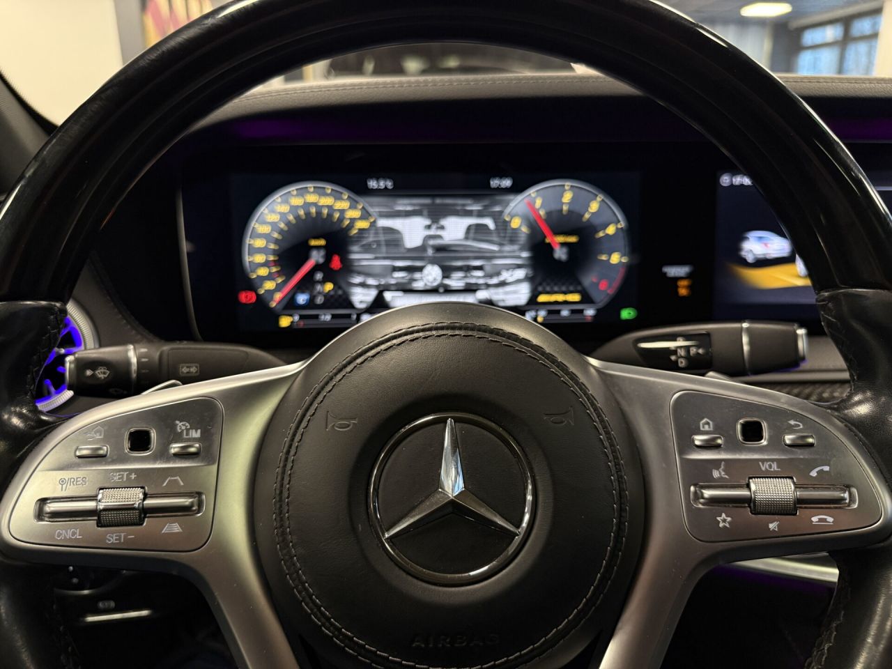 Mercedes-Benz S400 | 9