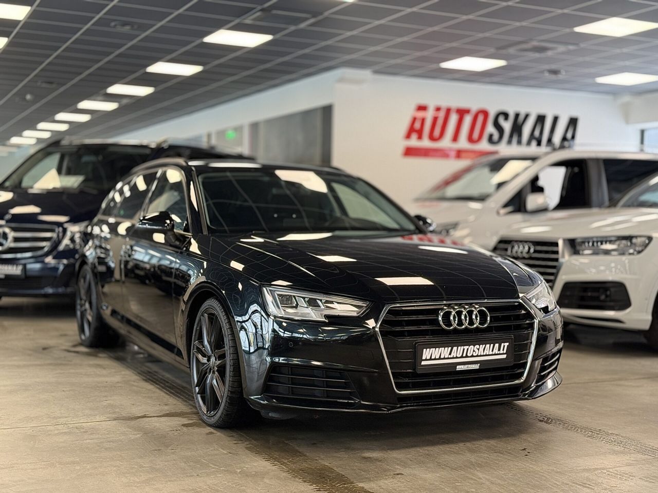 Audi A4 | 35