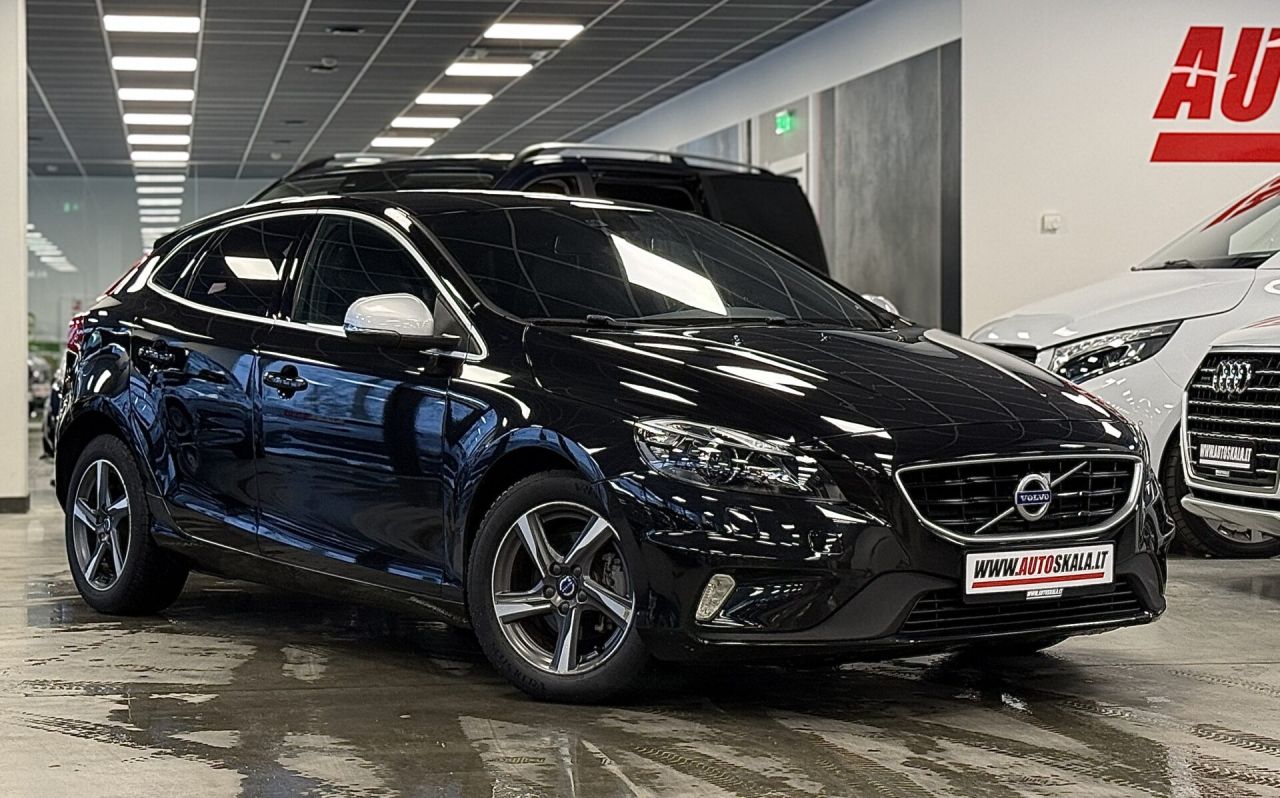 Volvo V40 | 32