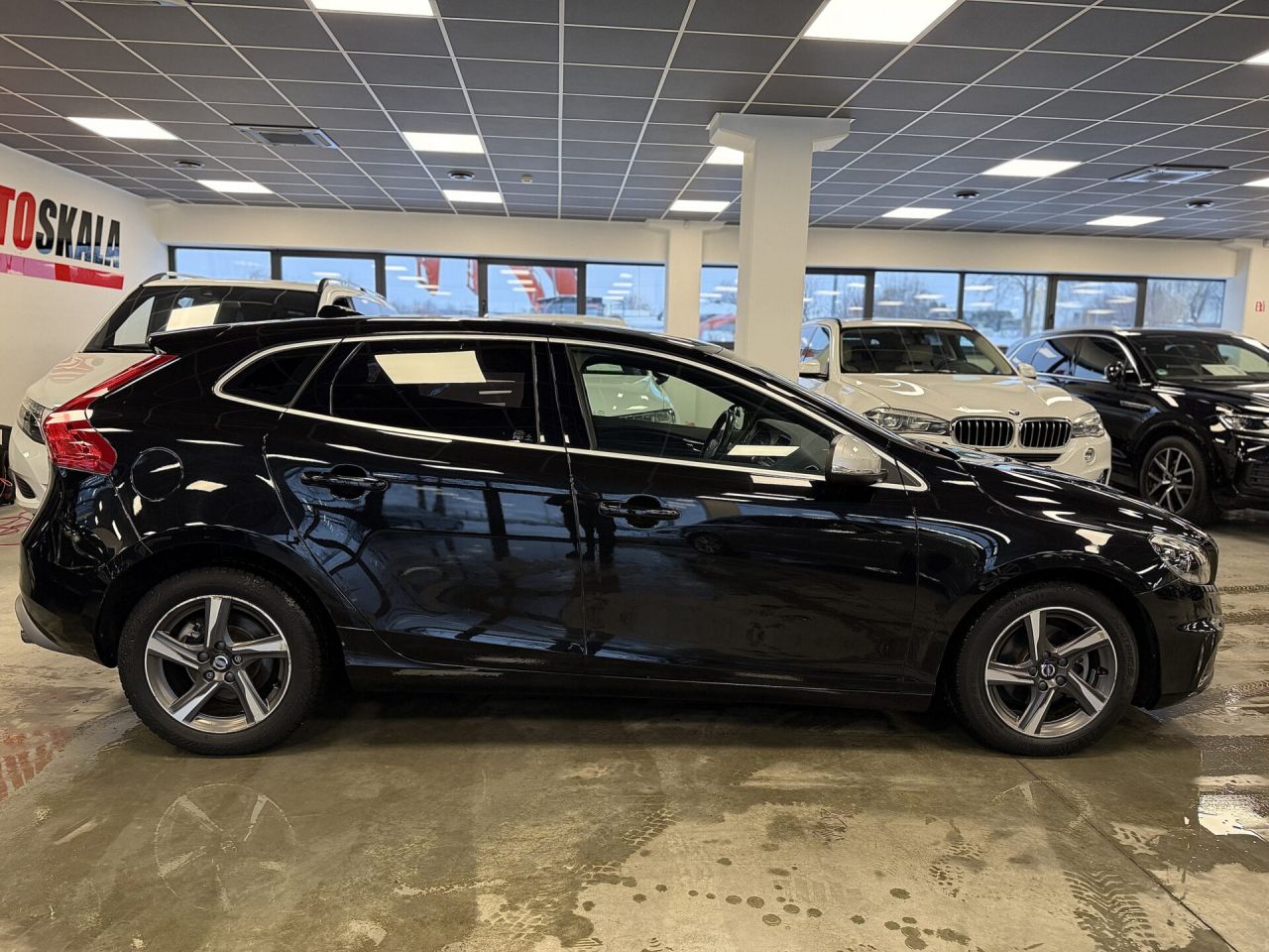 Volvo V40 | 34
