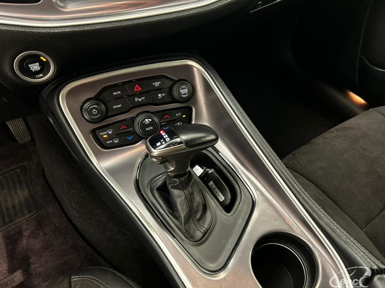 Dodge Challenger | 17