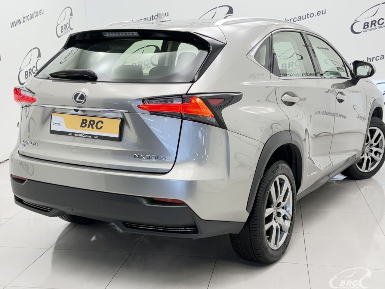 Lexus NX 300h | 46