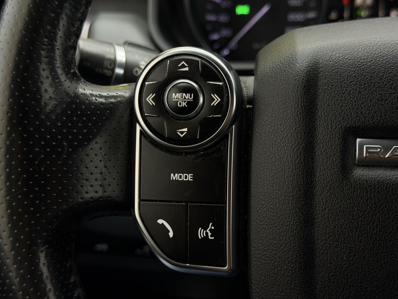 Land Rover Range Rover | 24