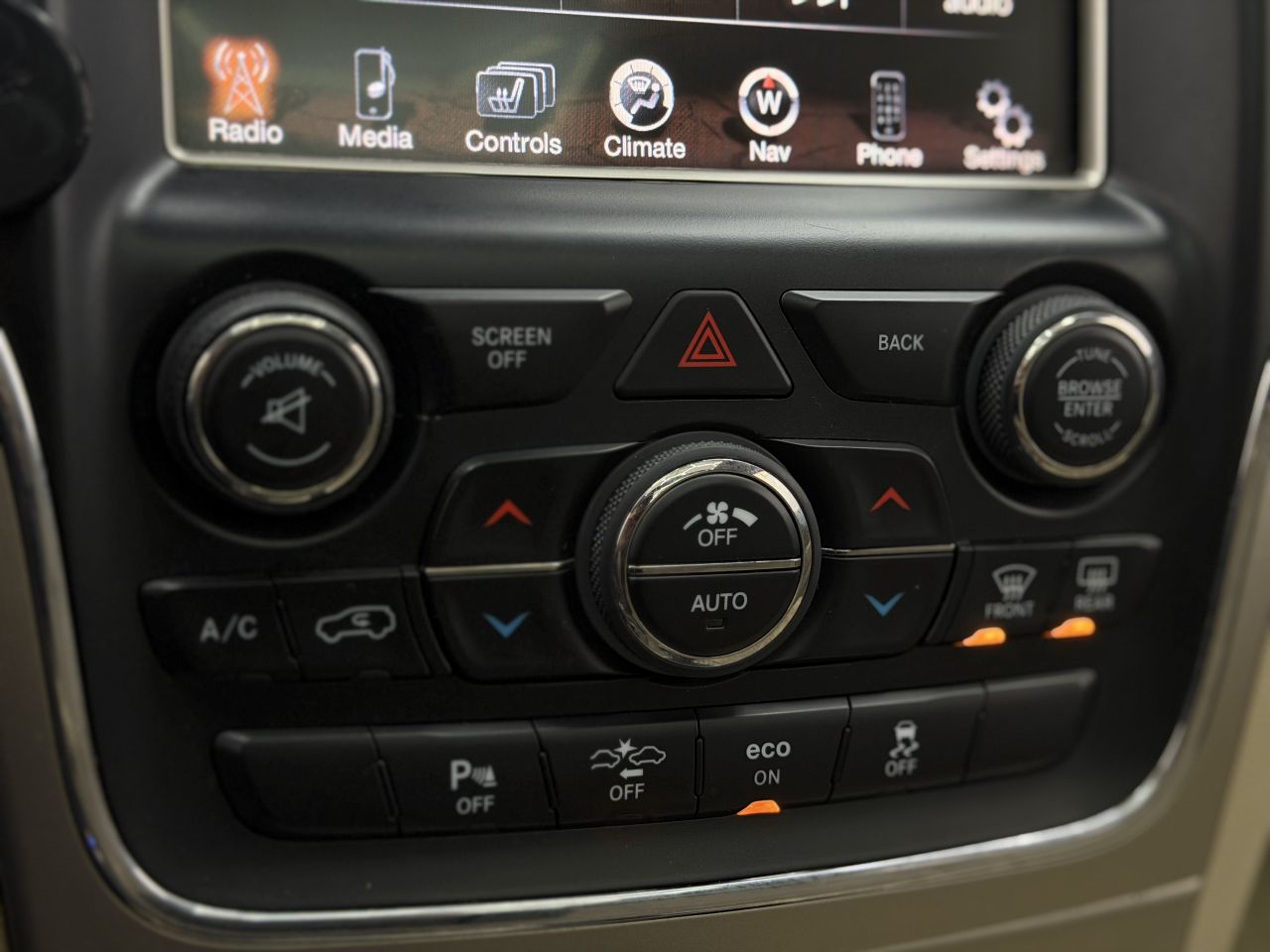 Jeep Grand Cherokee | 24