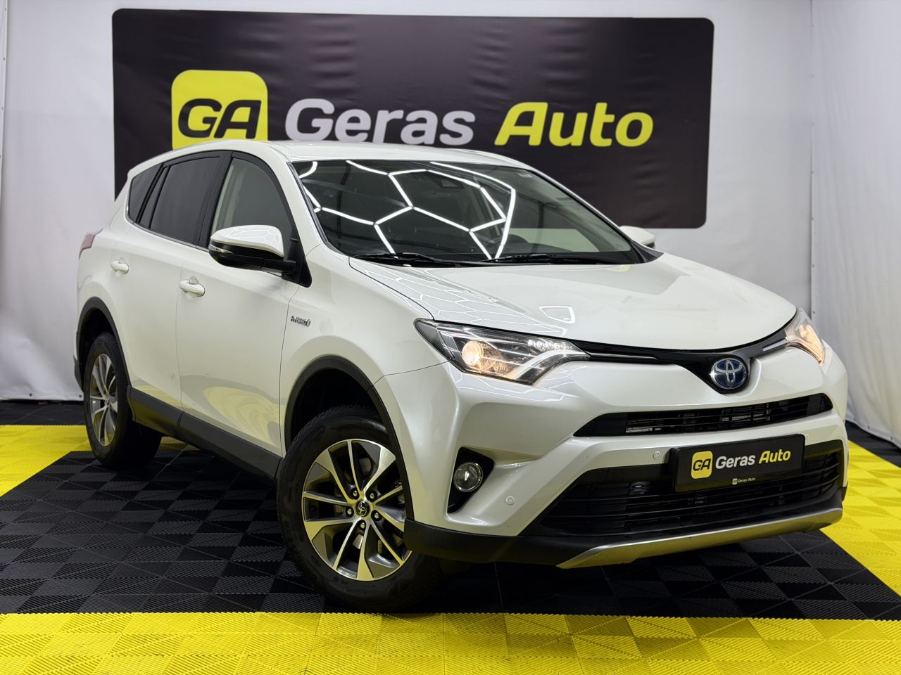 Toyota RAV4 | 2