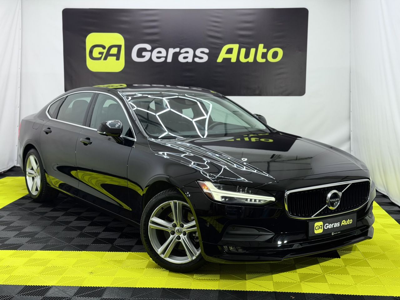 Volvo S90 | 2
