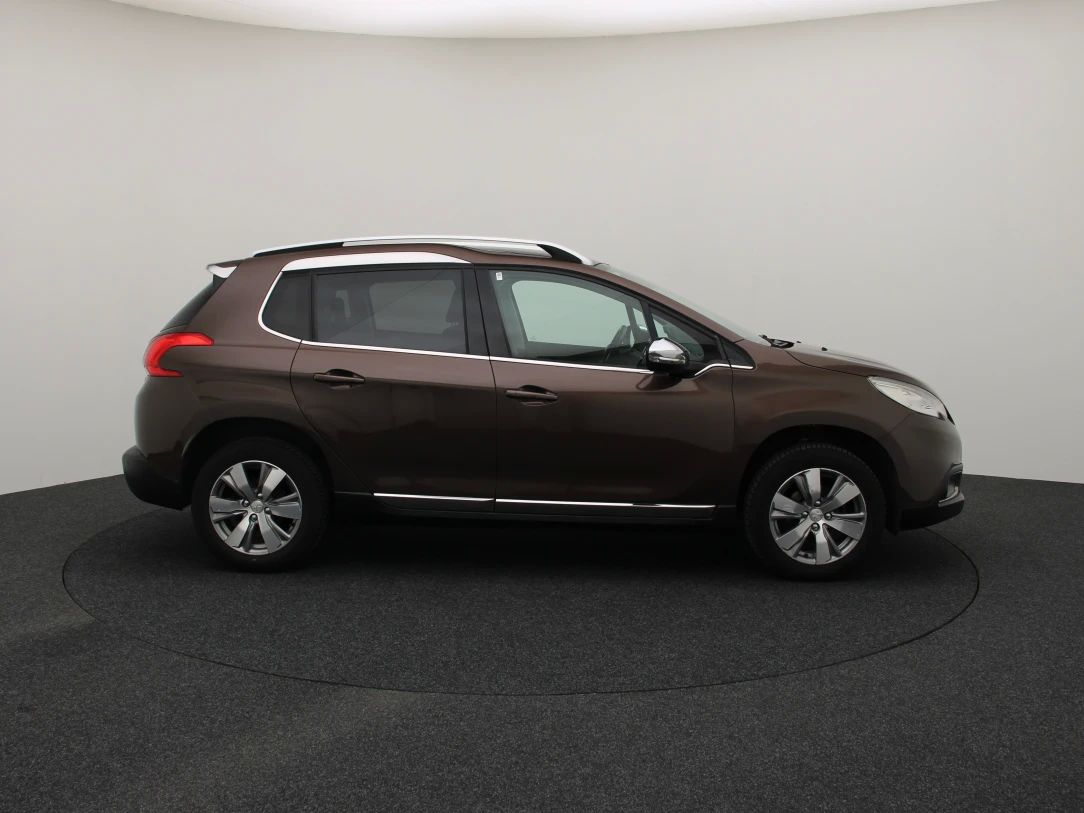 Peugeot 2008 | 8
