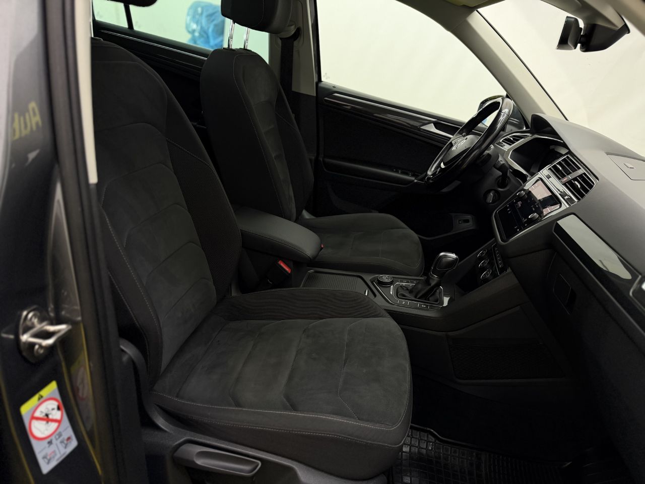 Volkswagen Tiguan | 13