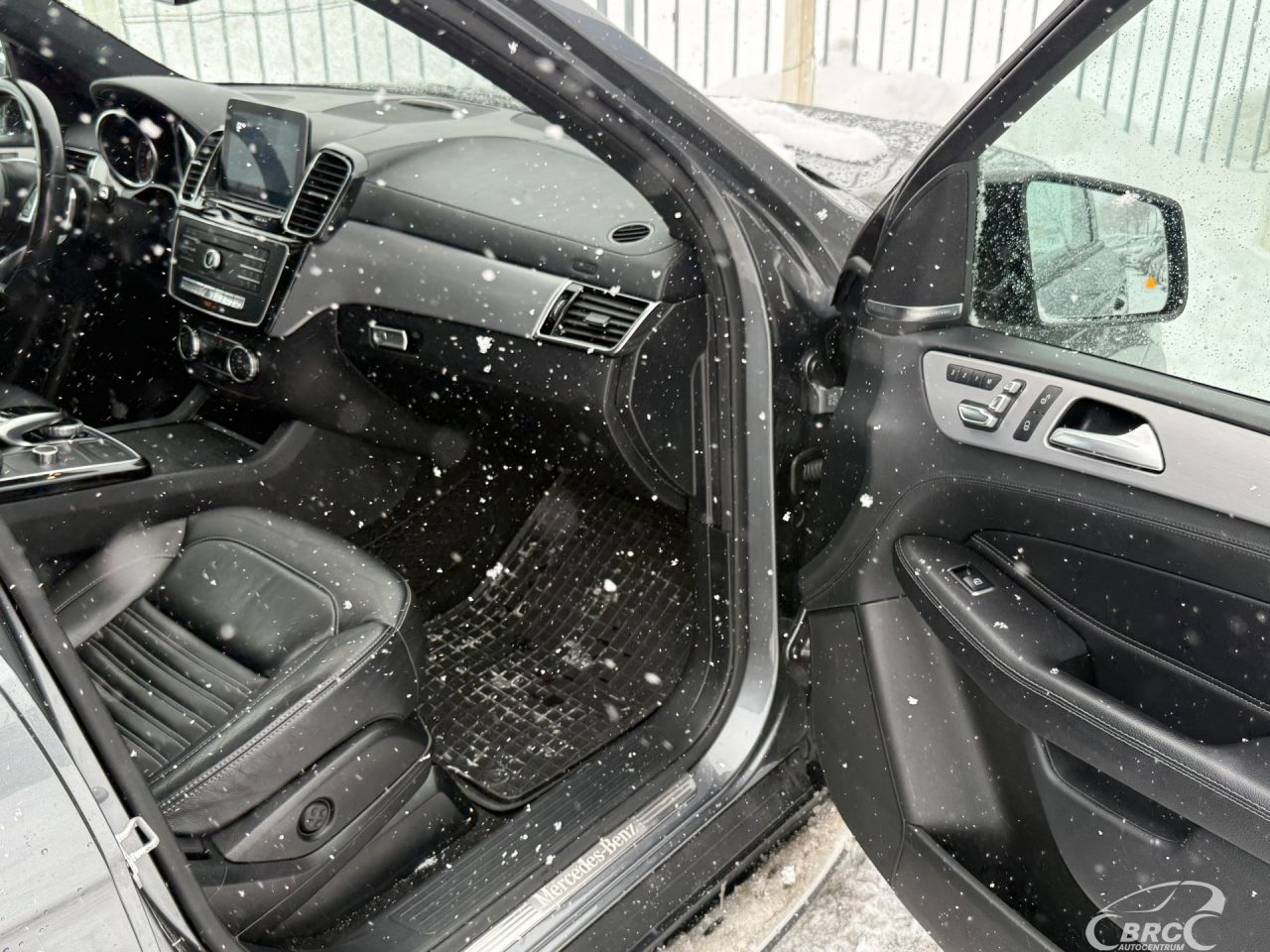 Mercedes-Benz GLS350 | 2