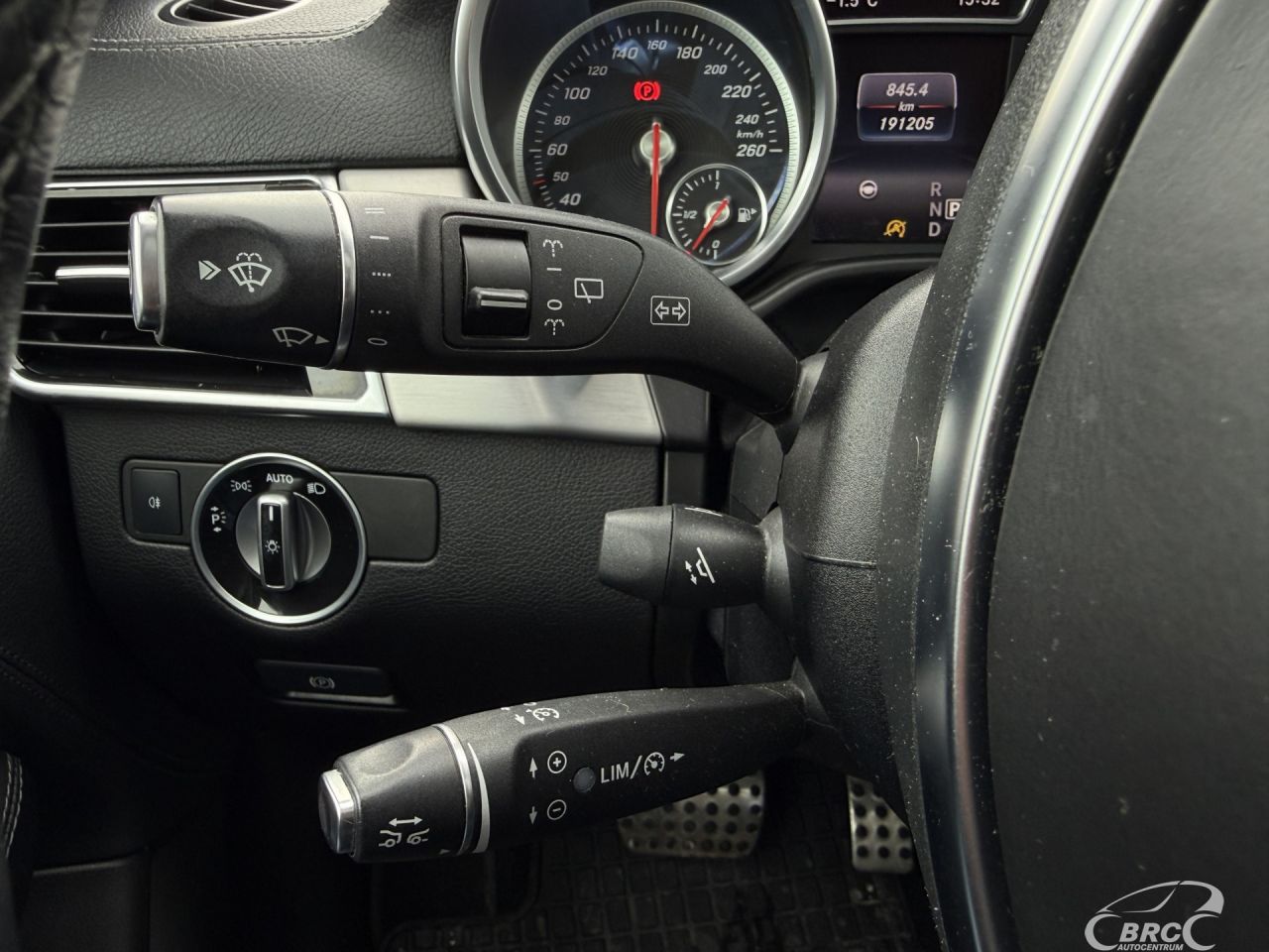 Mercedes-Benz GLS350 | 26