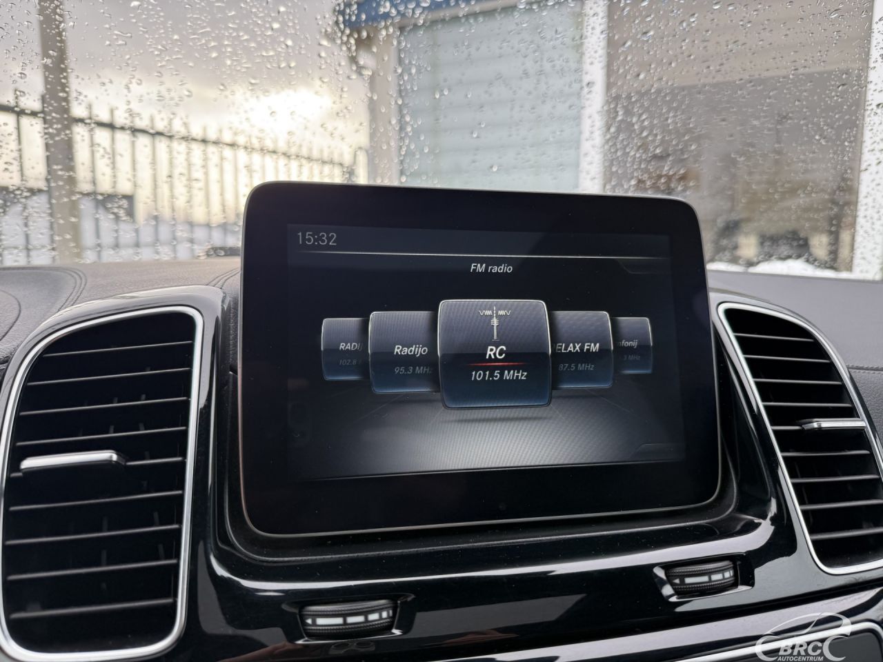 Mercedes-Benz GLS350 | 32