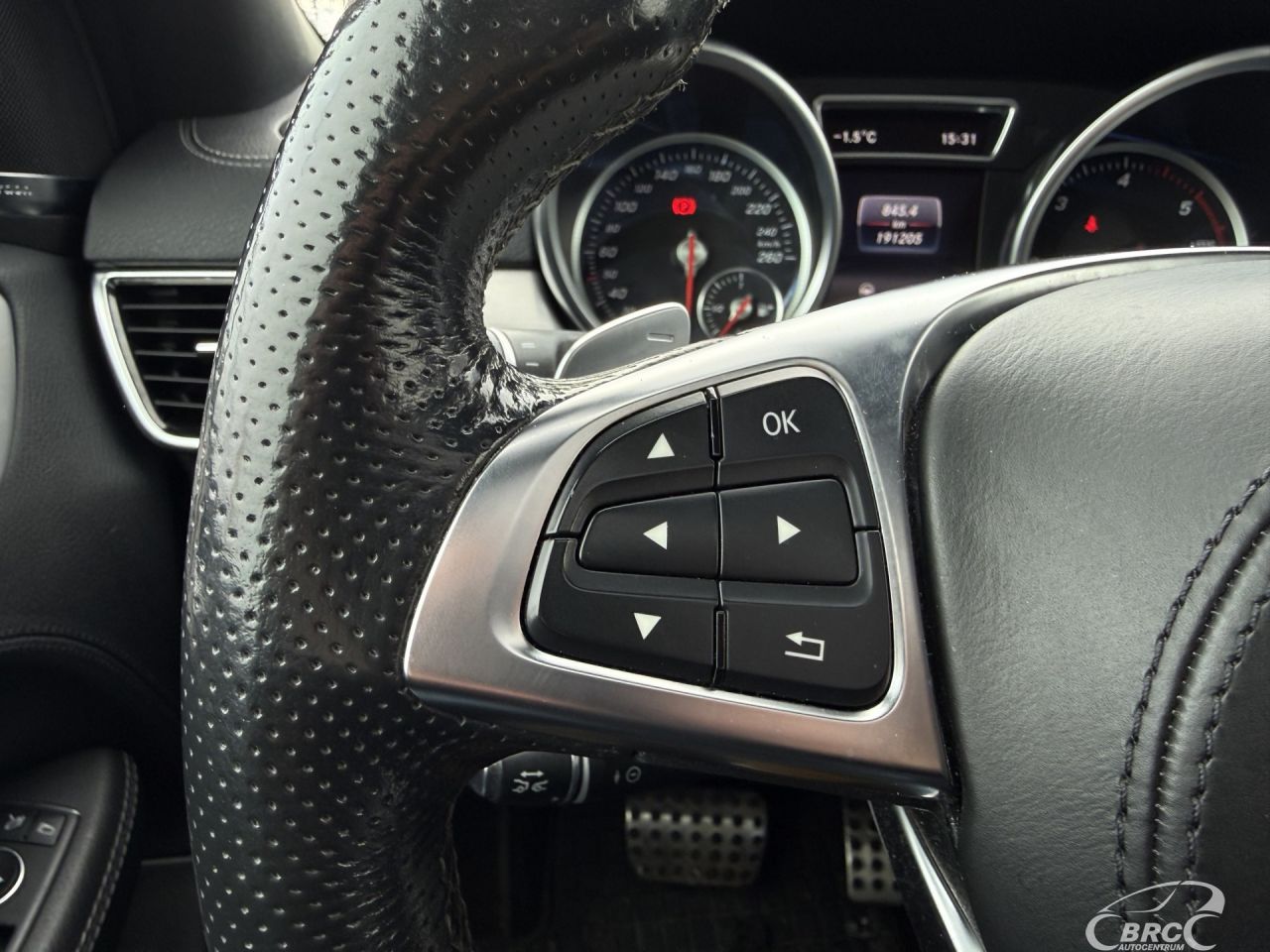 Mercedes-Benz GLS350 | 24