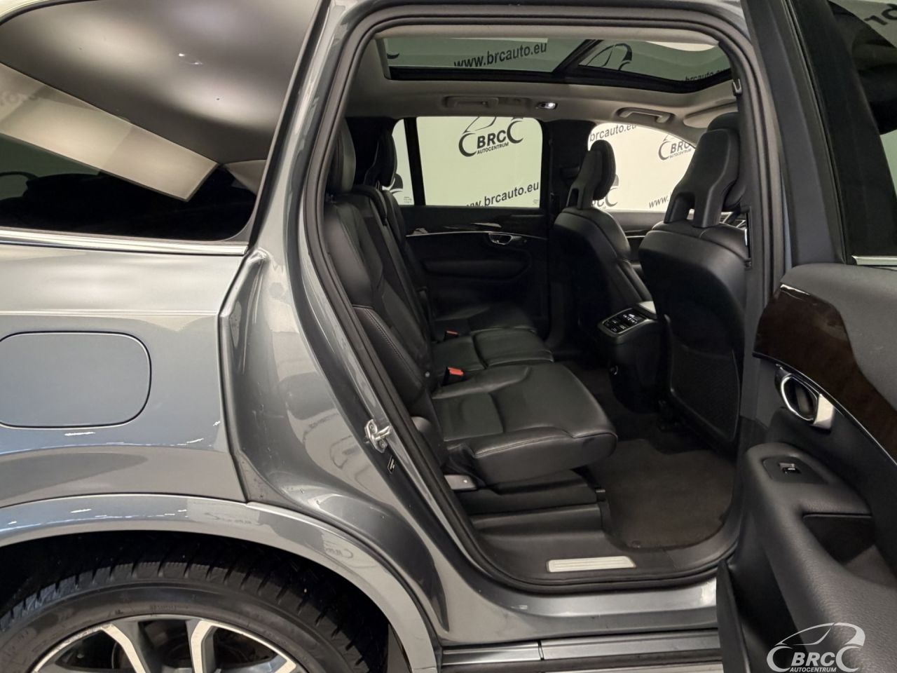Volvo XC90 | 8