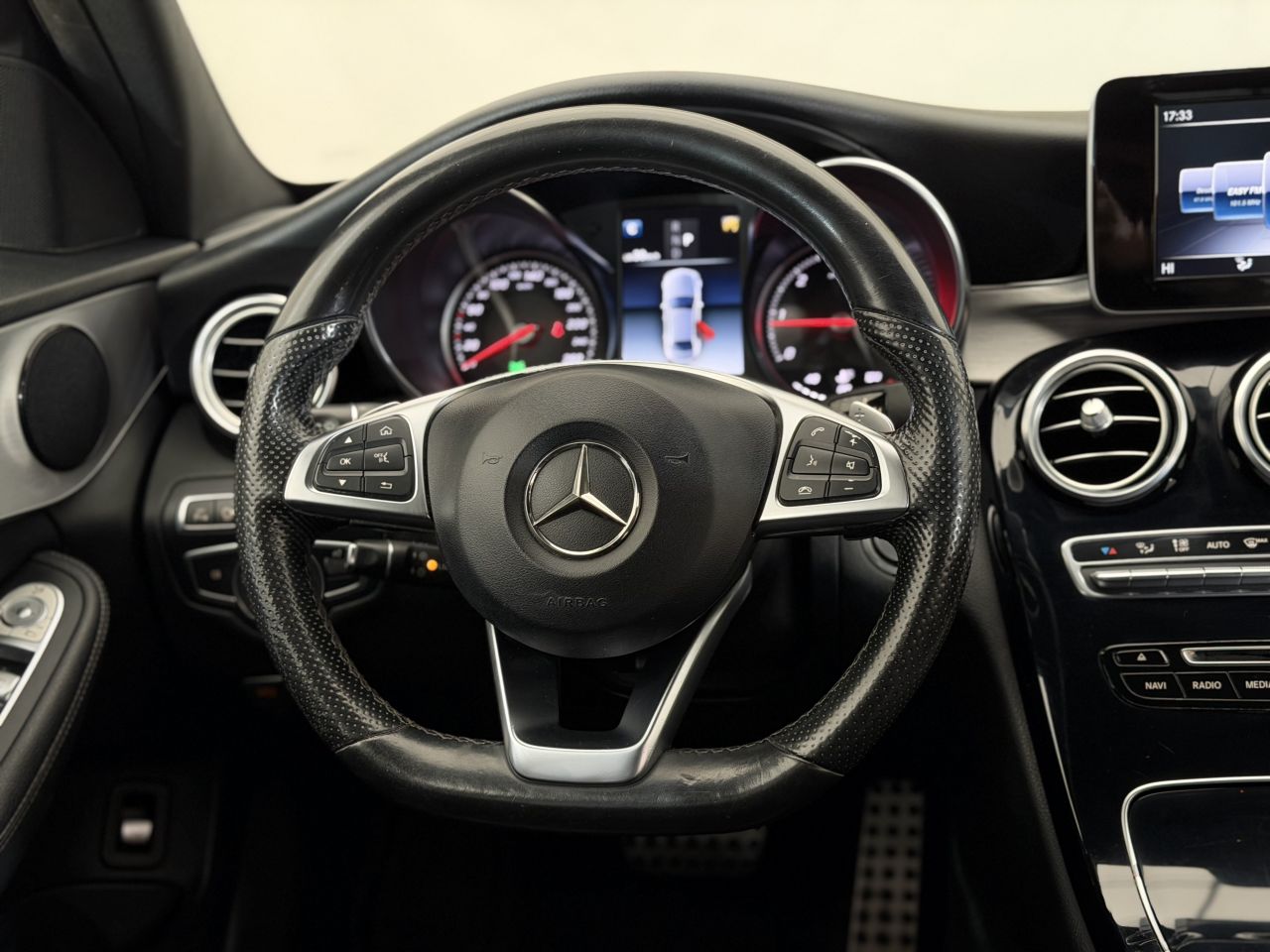 Mercedes-Benz C200 | 16