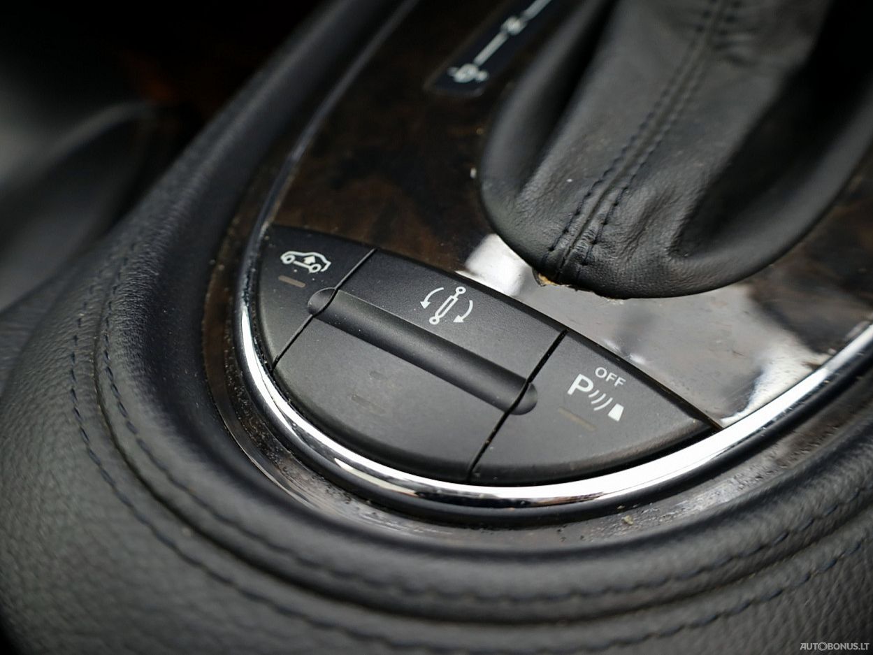 Mercedes-Benz CLS320 | 7