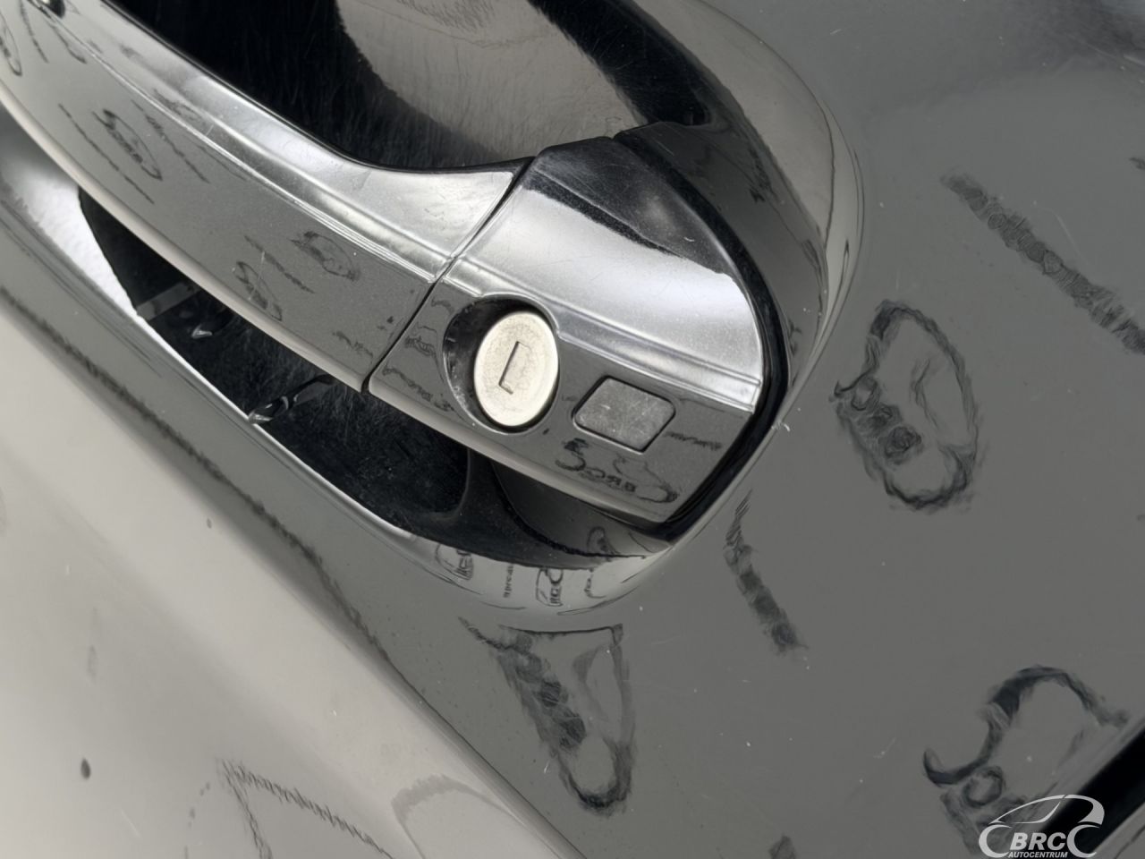 Mercedes-Benz GLK250 | 17