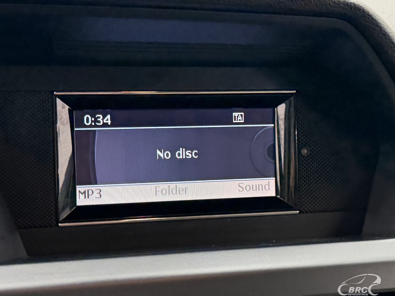 Mercedes-Benz GLK250 | 33