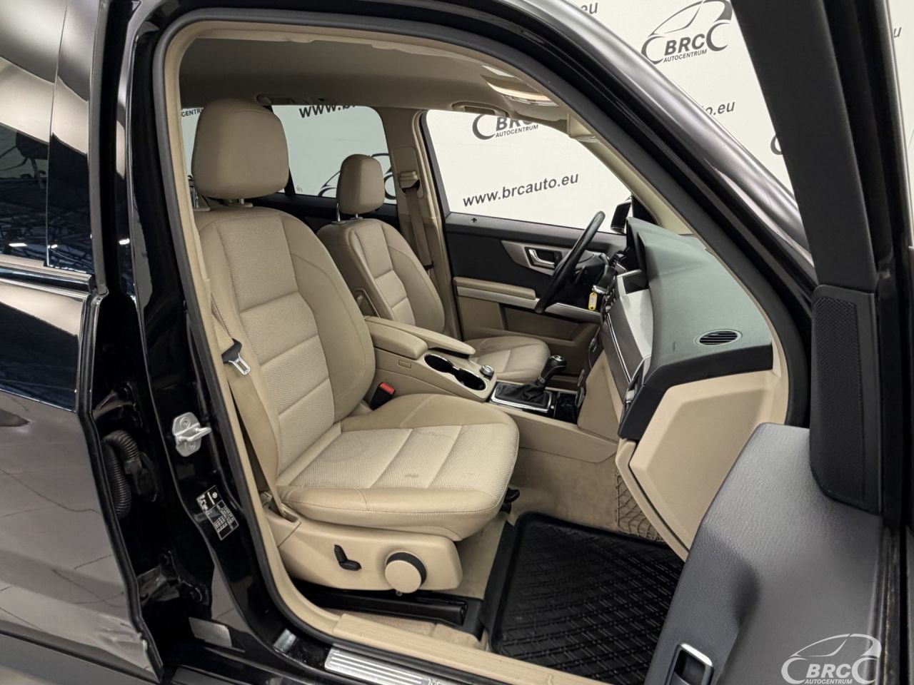 Mercedes-Benz GLK250 | 6