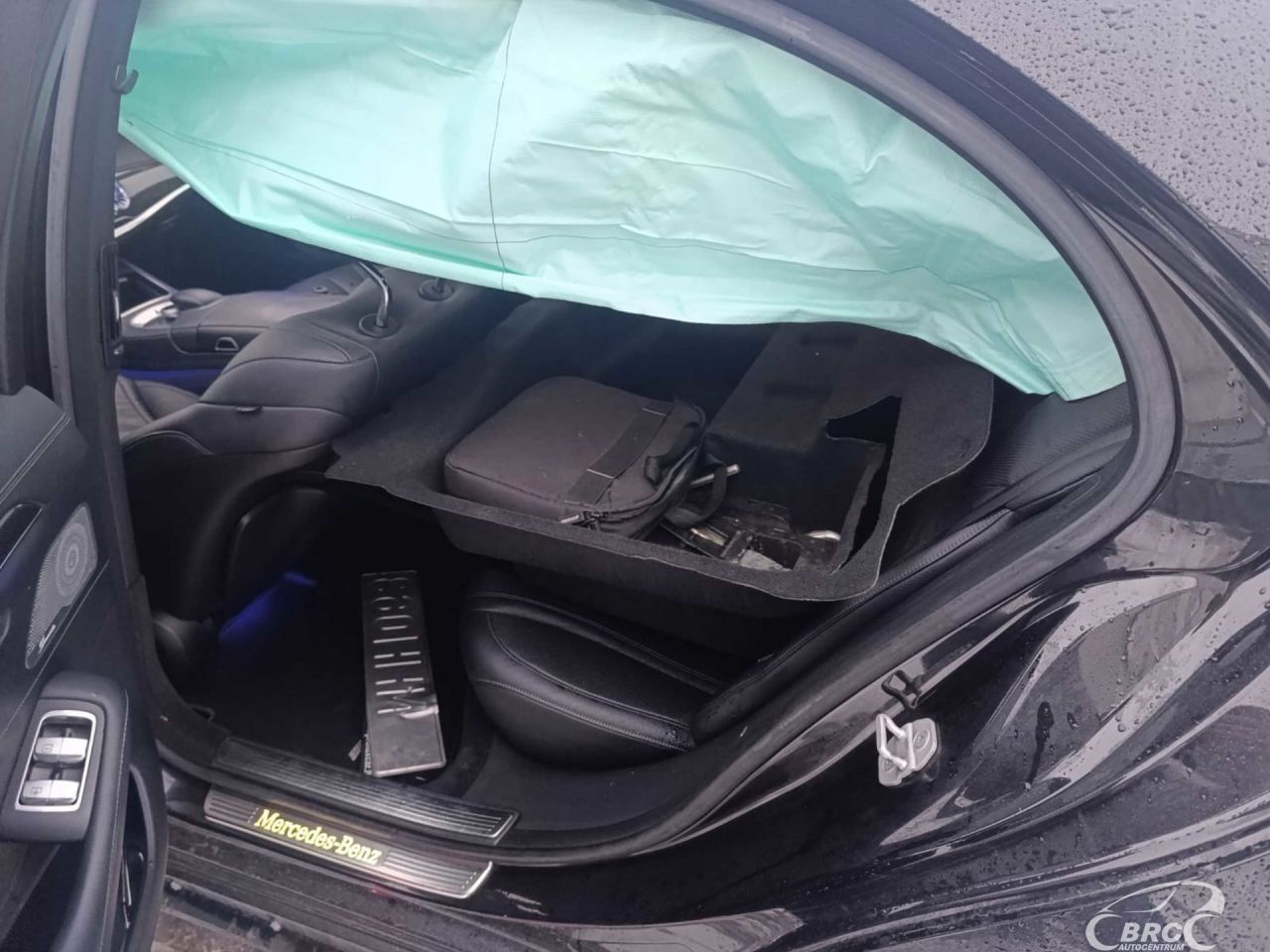 Mercedes-Benz S550 | 10