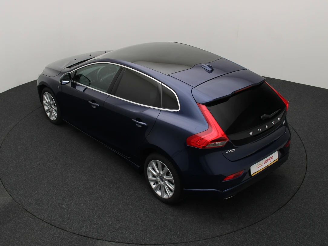 Volvo V40 | 11