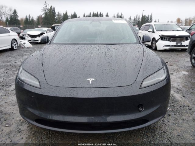Tesla Model 3 | 11