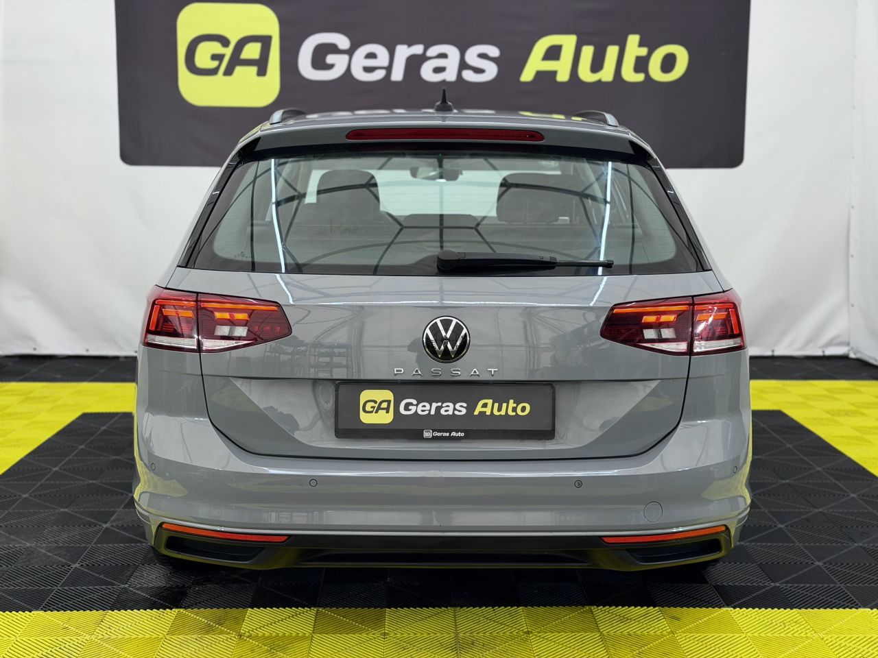 Volkswagen Passat | 4