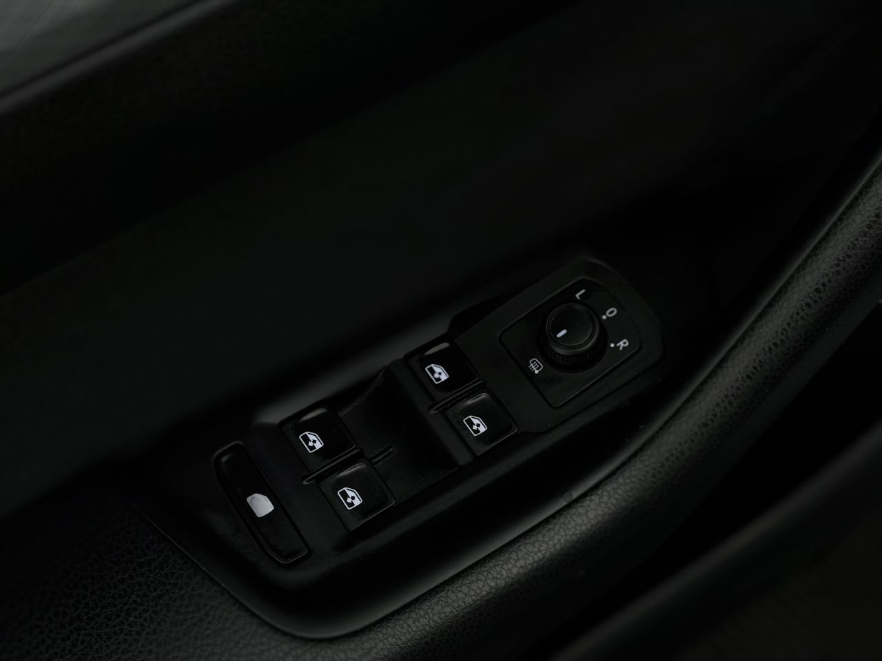 Volkswagen Passat | 18