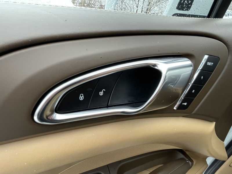 Porsche Cayenne | 16