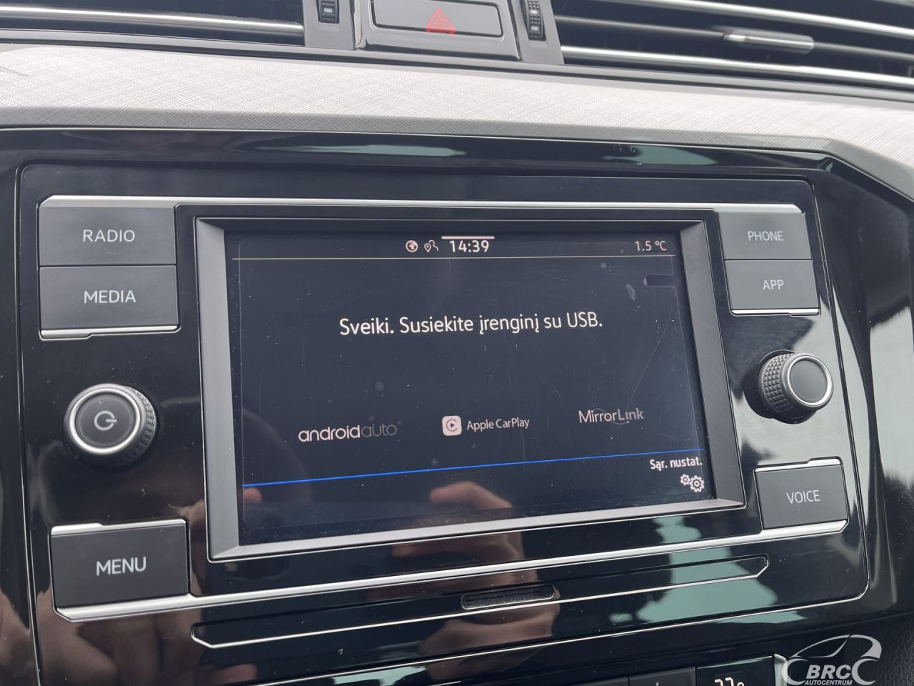 Volkswagen Passat | 27