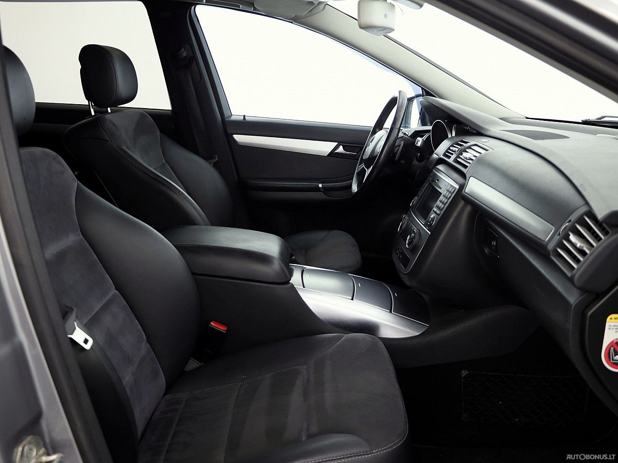 Mercedes-Benz R350 | 5