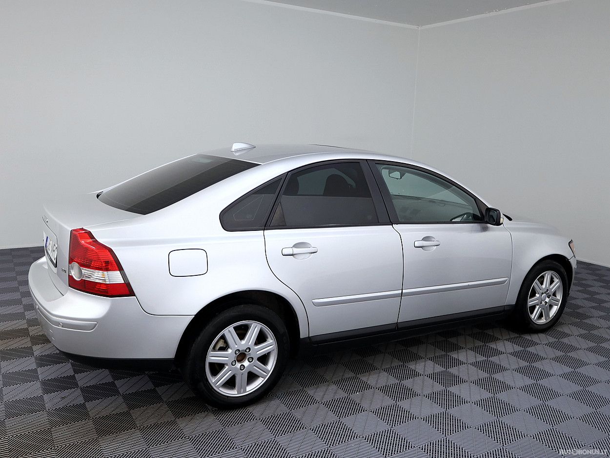 Volvo S40 | 2