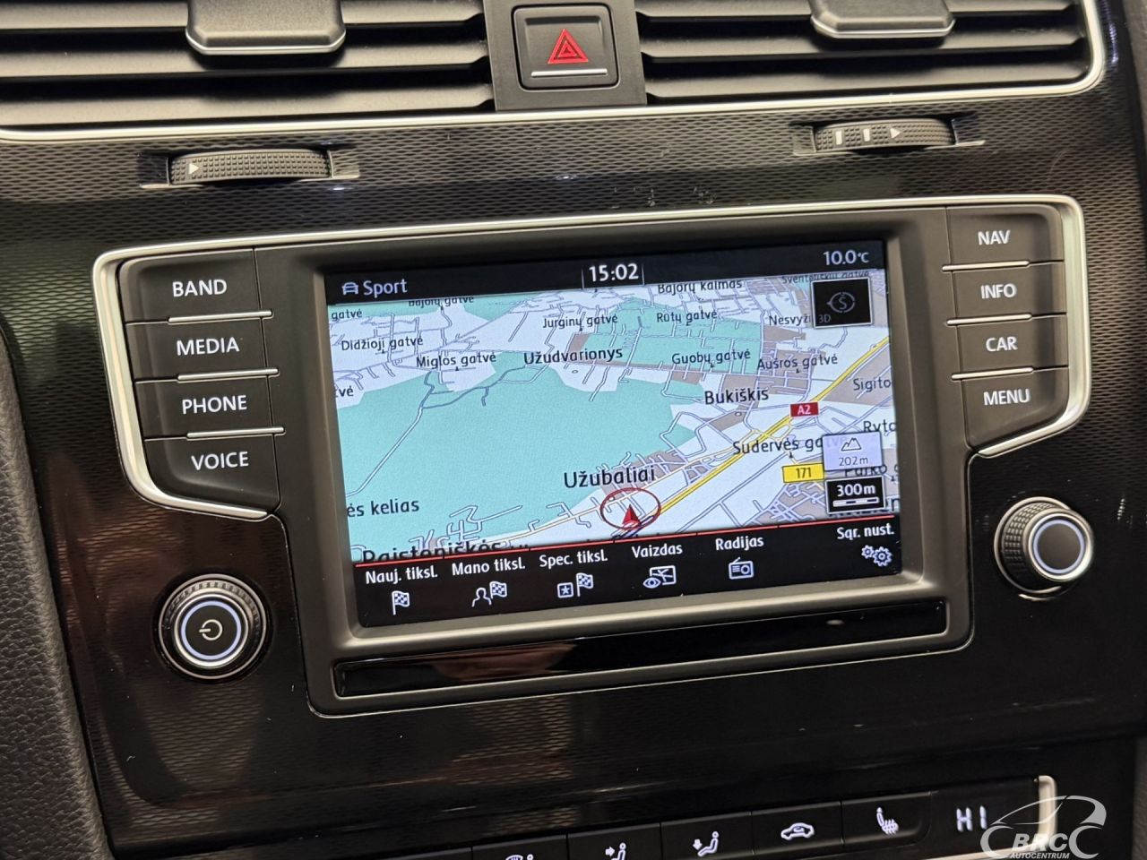 Volkswagen Golf | 28