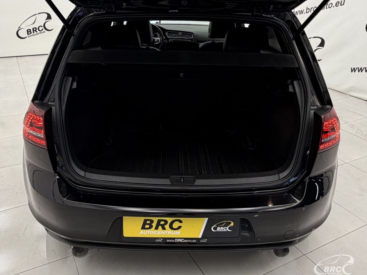 Volkswagen Golf | 38