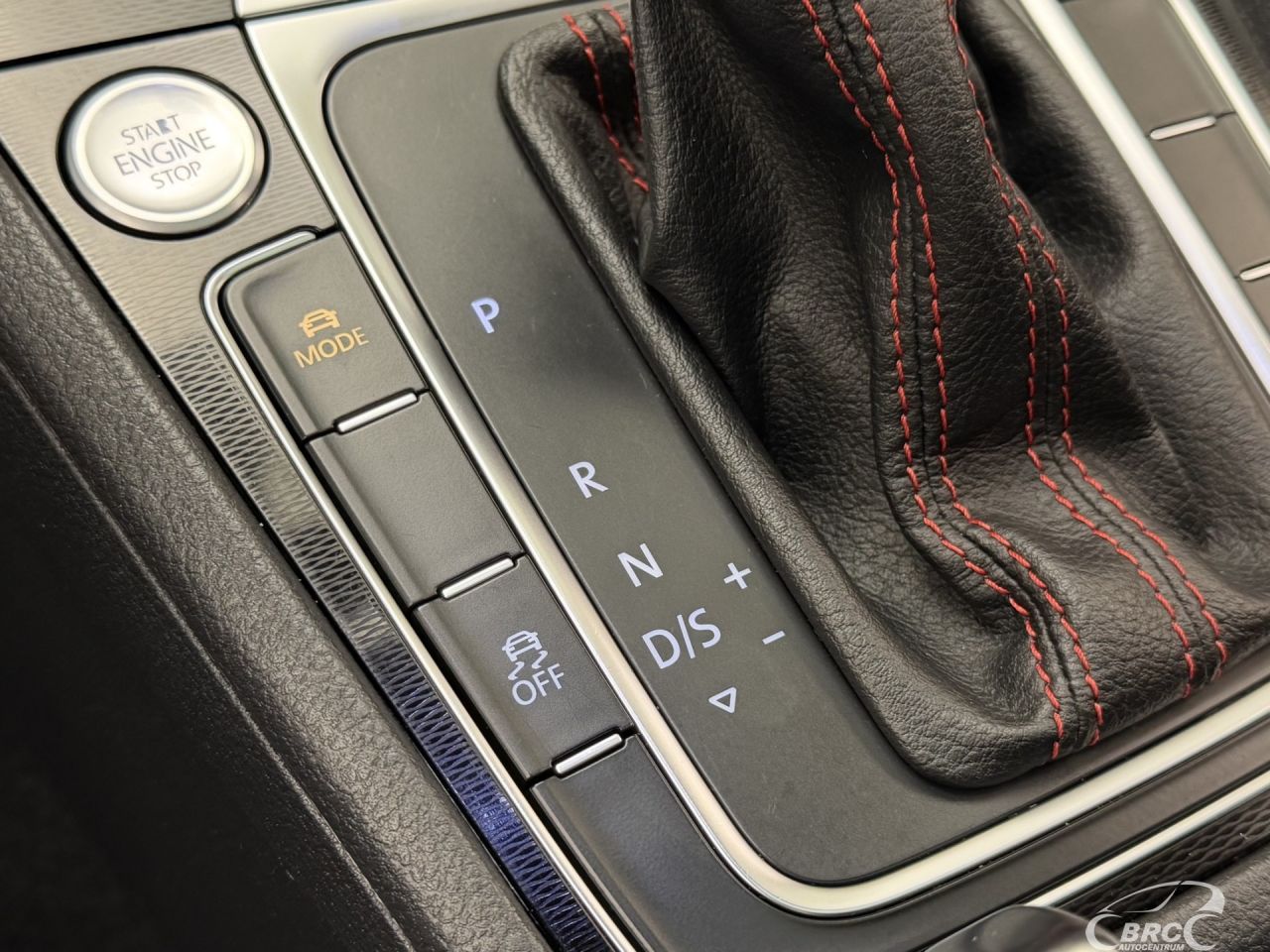 Volkswagen Golf | 35