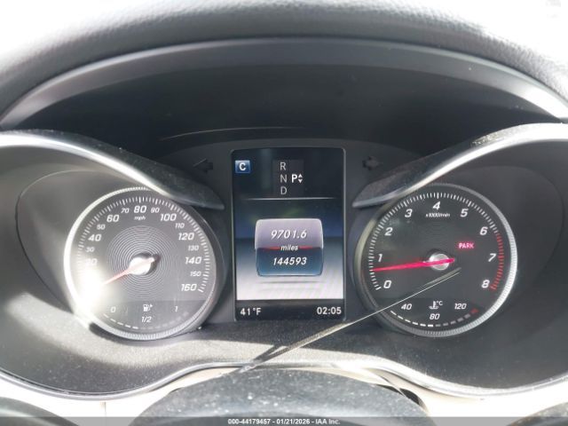 Mercedes-Benz C300 | 6