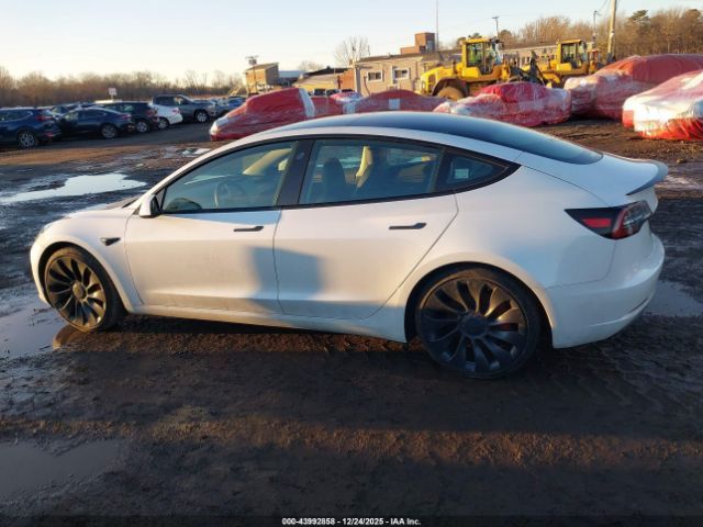 Tesla Model 3 | 13