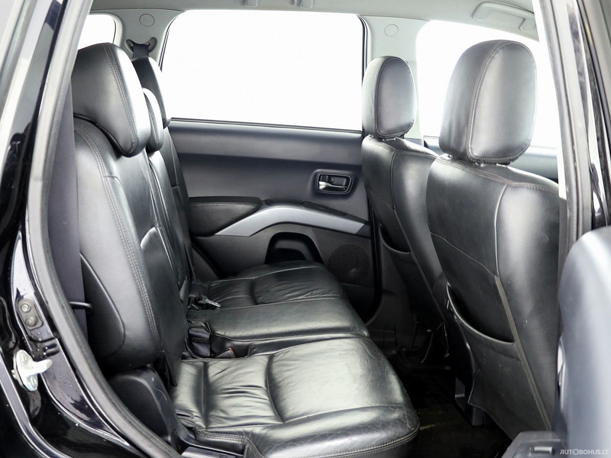 Mitsubishi Outlander | 6