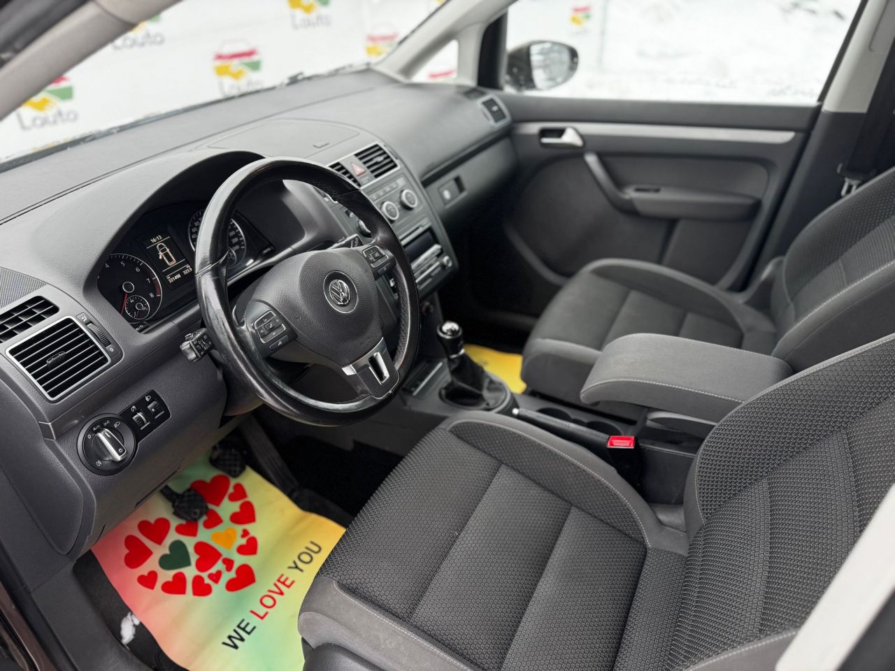 Volkswagen Touran | 10