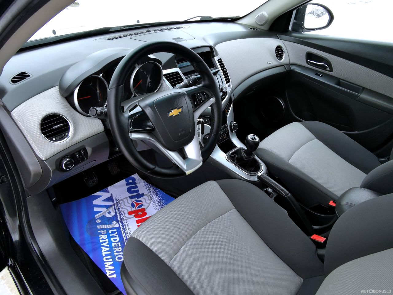 Chevrolet Cruze | 13
