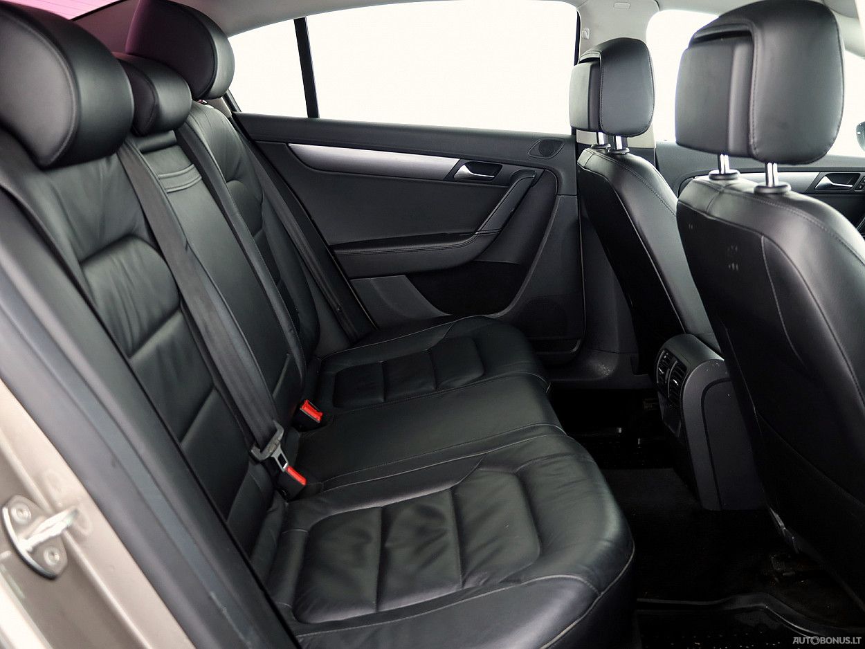 Volkswagen Passat | 6