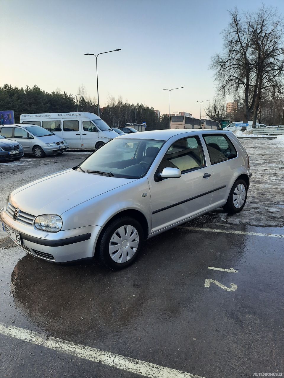Volkswagen Golf | 10
