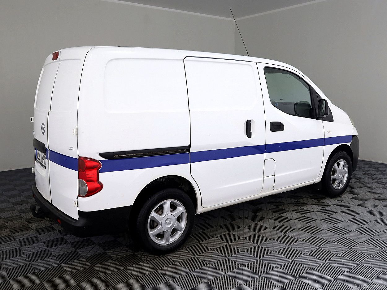 Nissan NV200 | 2