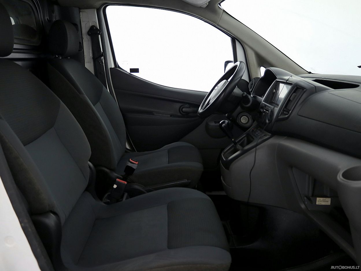 Nissan NV200 | 5