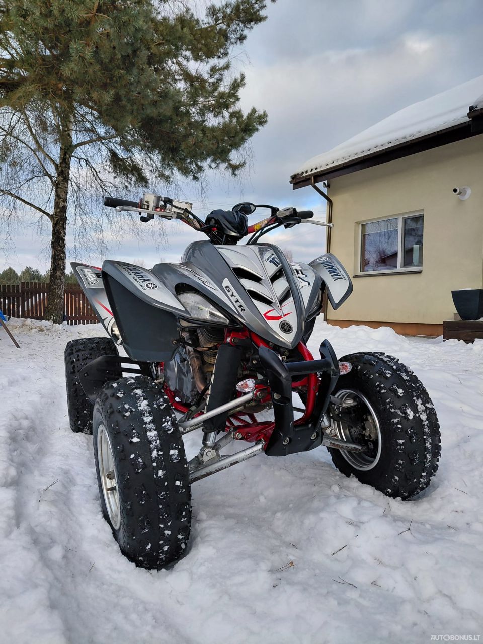 Yamaha YFM, Keturratis/Triratis | 1